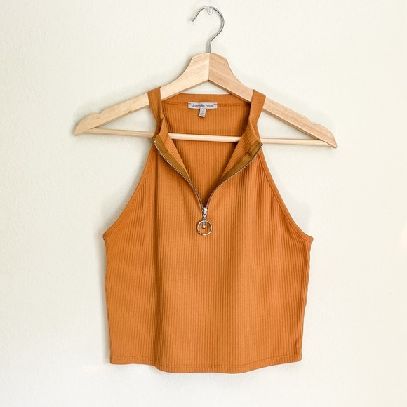 Charlotte Russe Women’s Yellow Halter Tank Top Summer Quarter Zip Crop Top - Picture 4 of 6